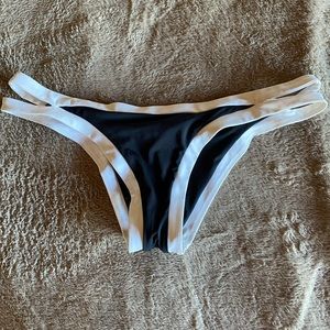 Seafolly black and white bikini bottom